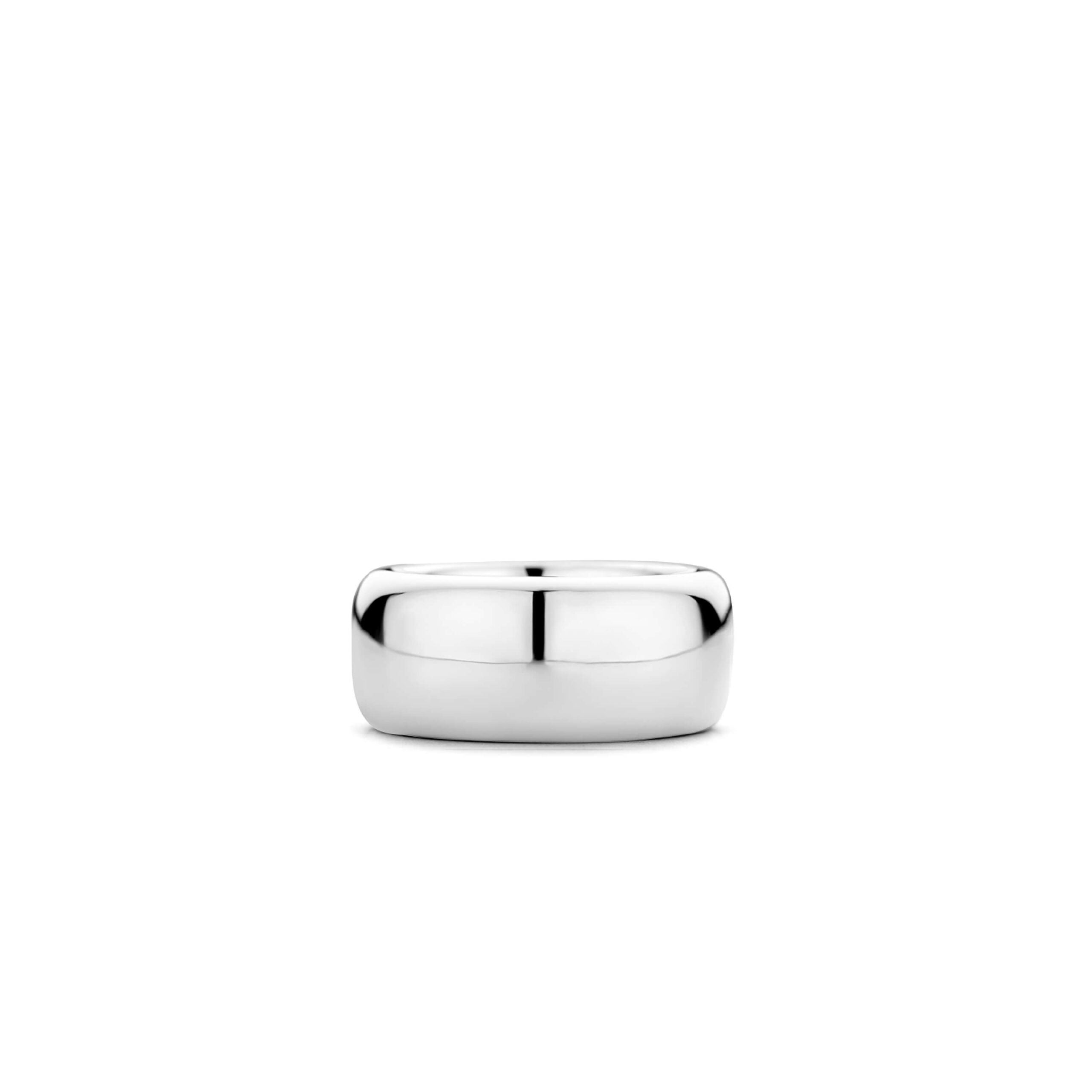 Anillo de plata con acabado rodinado
