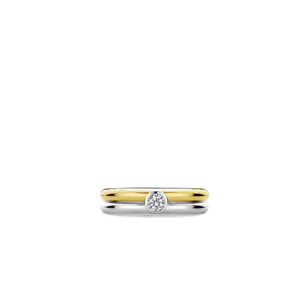 Anillo doble de plata bañada en oro amarillo con zirconia blanca
