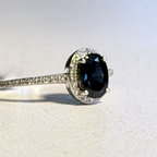 Anillo de 14K oro blanco safiro