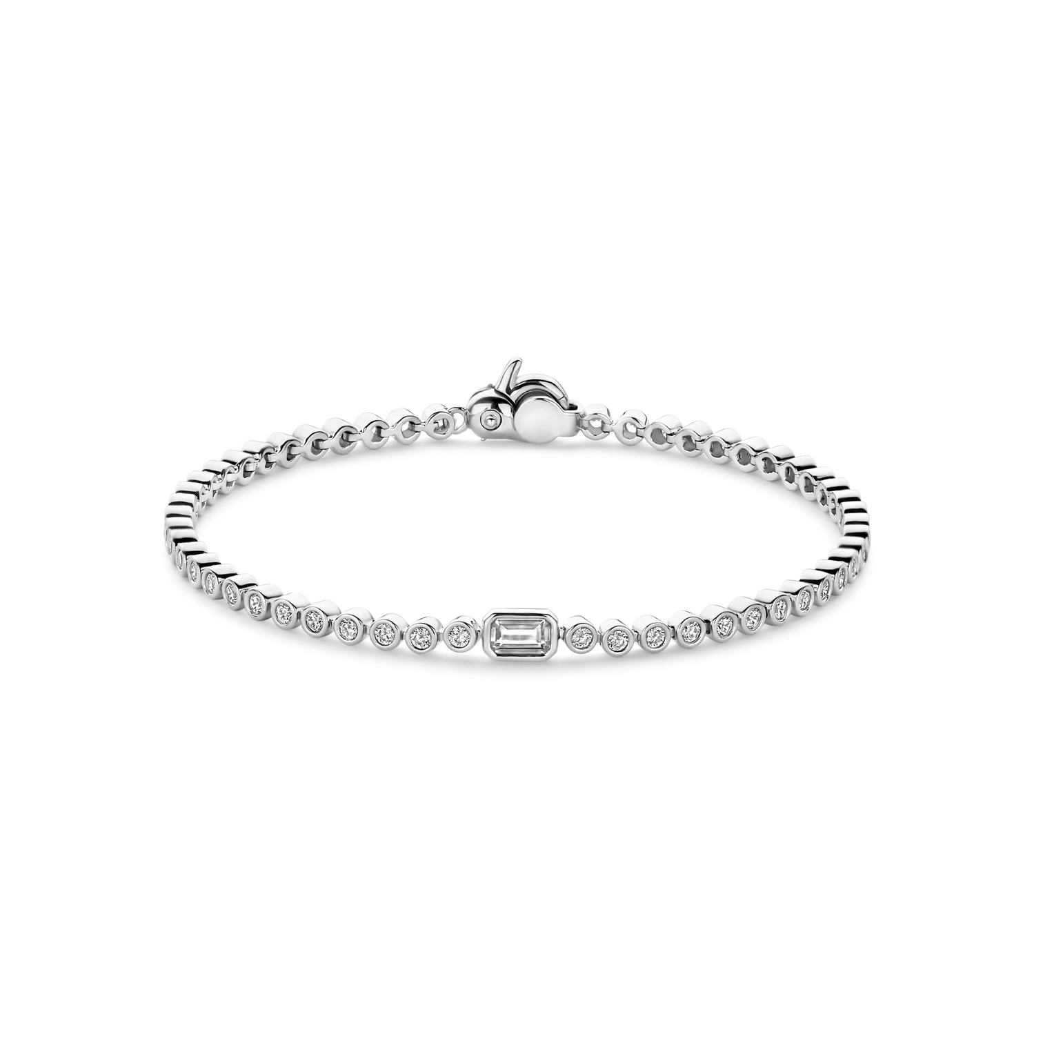 Pulsera de plata bañada en platino con zirconia blanca