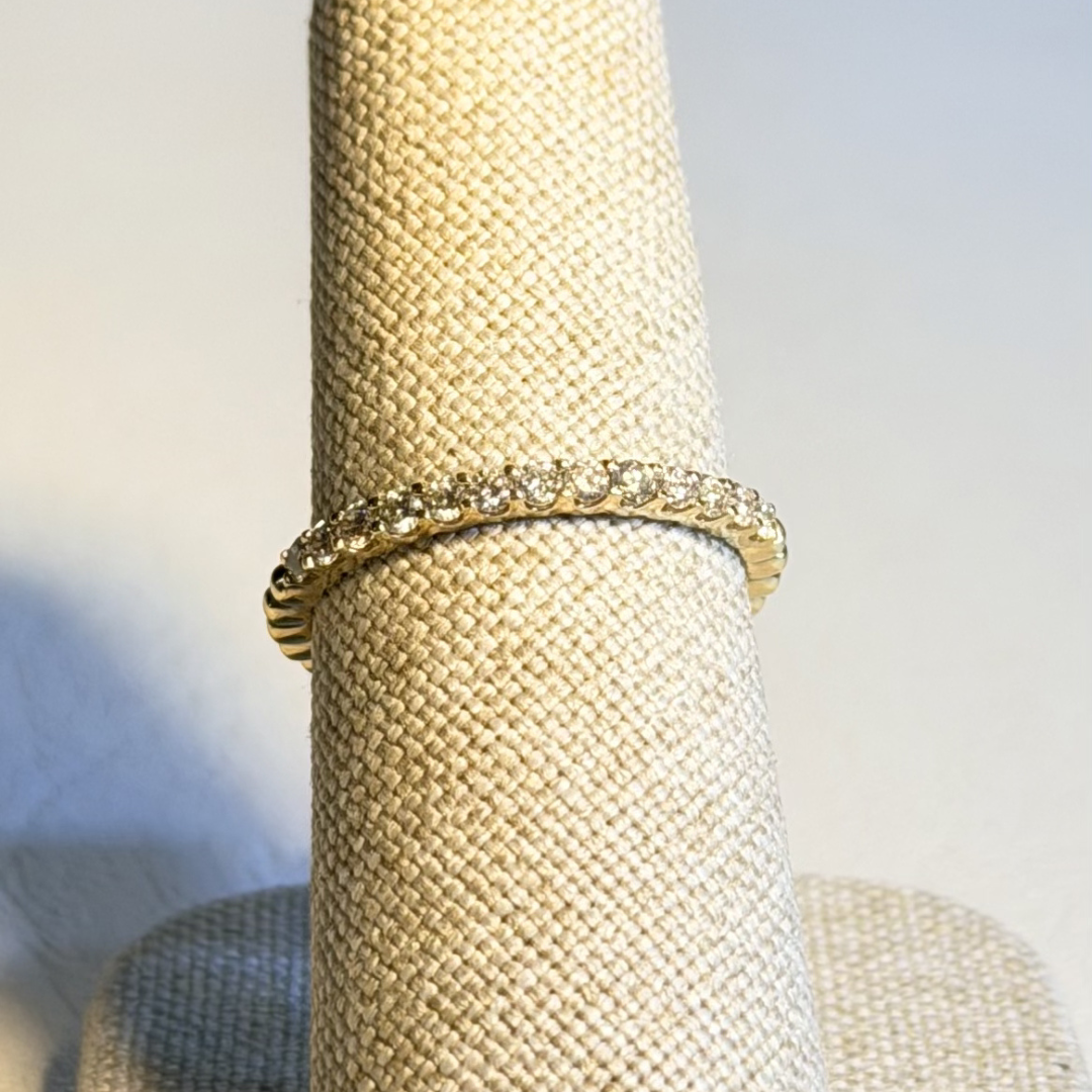 Anillo de 14K oro amarillo churumbela