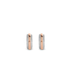 Aretes de aro de plata bañada en oro rosa con zirconia blanca