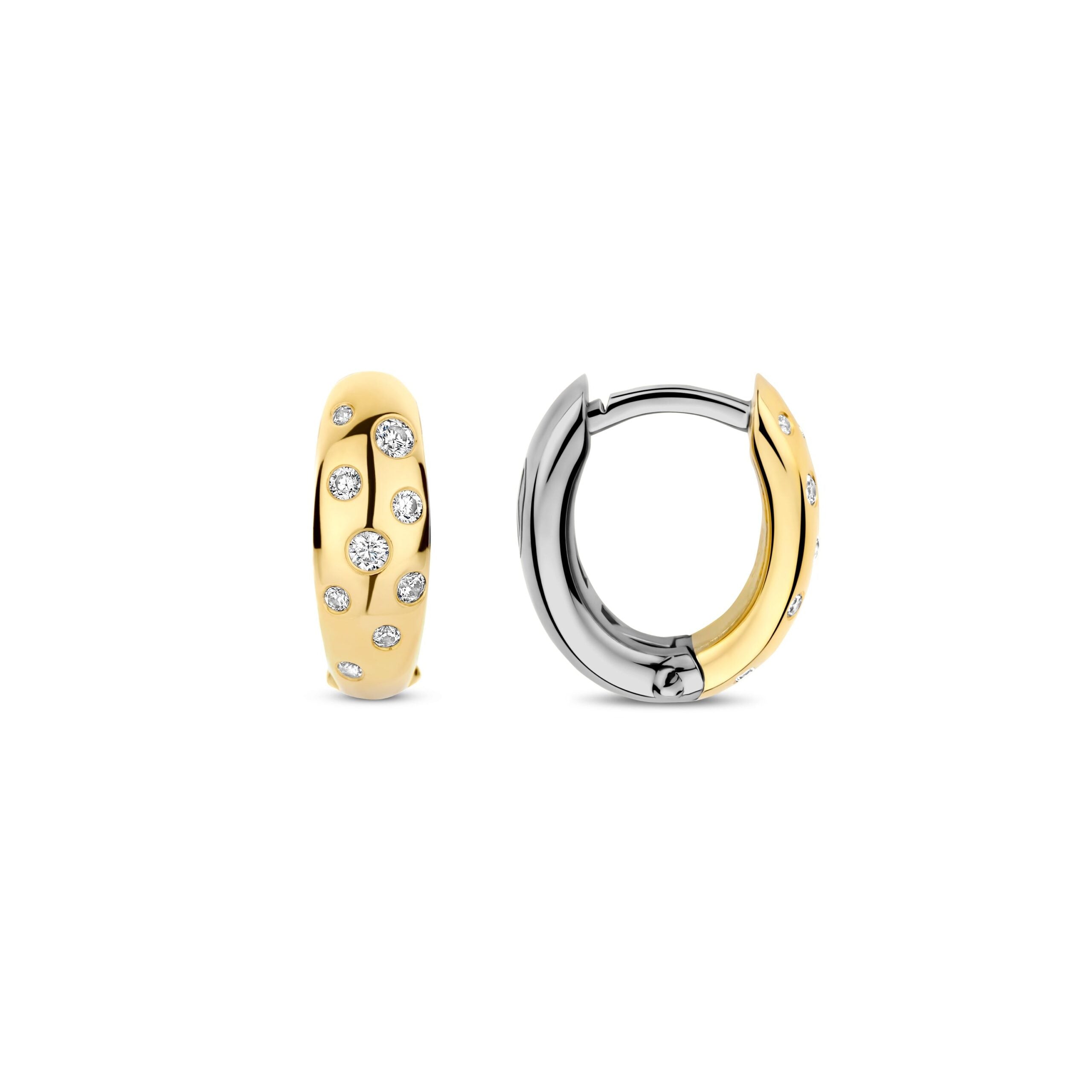 Aretes de aro de plata bañados en oro con zirconia blanca