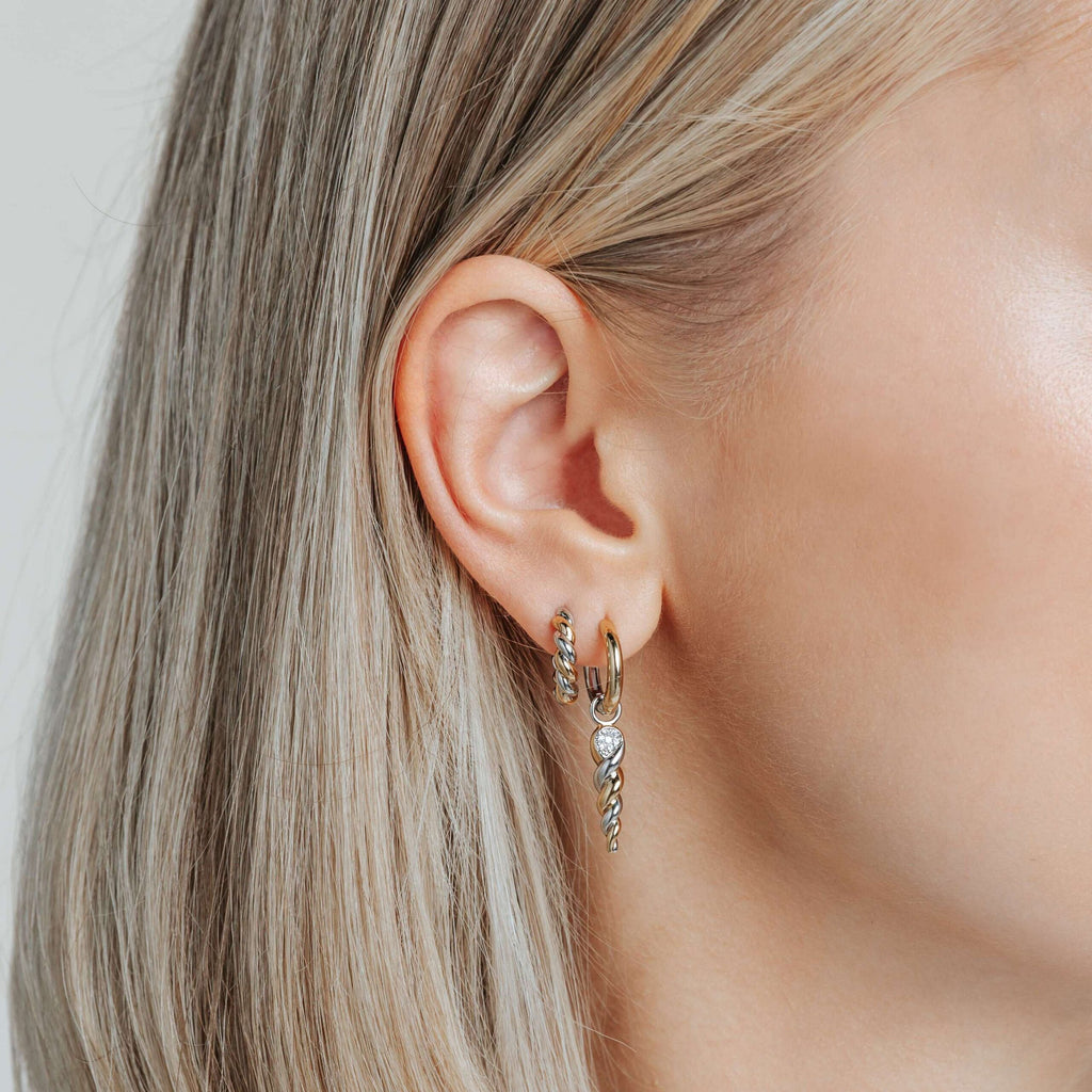 Aretes de aro de plata bañados en oro amarillo