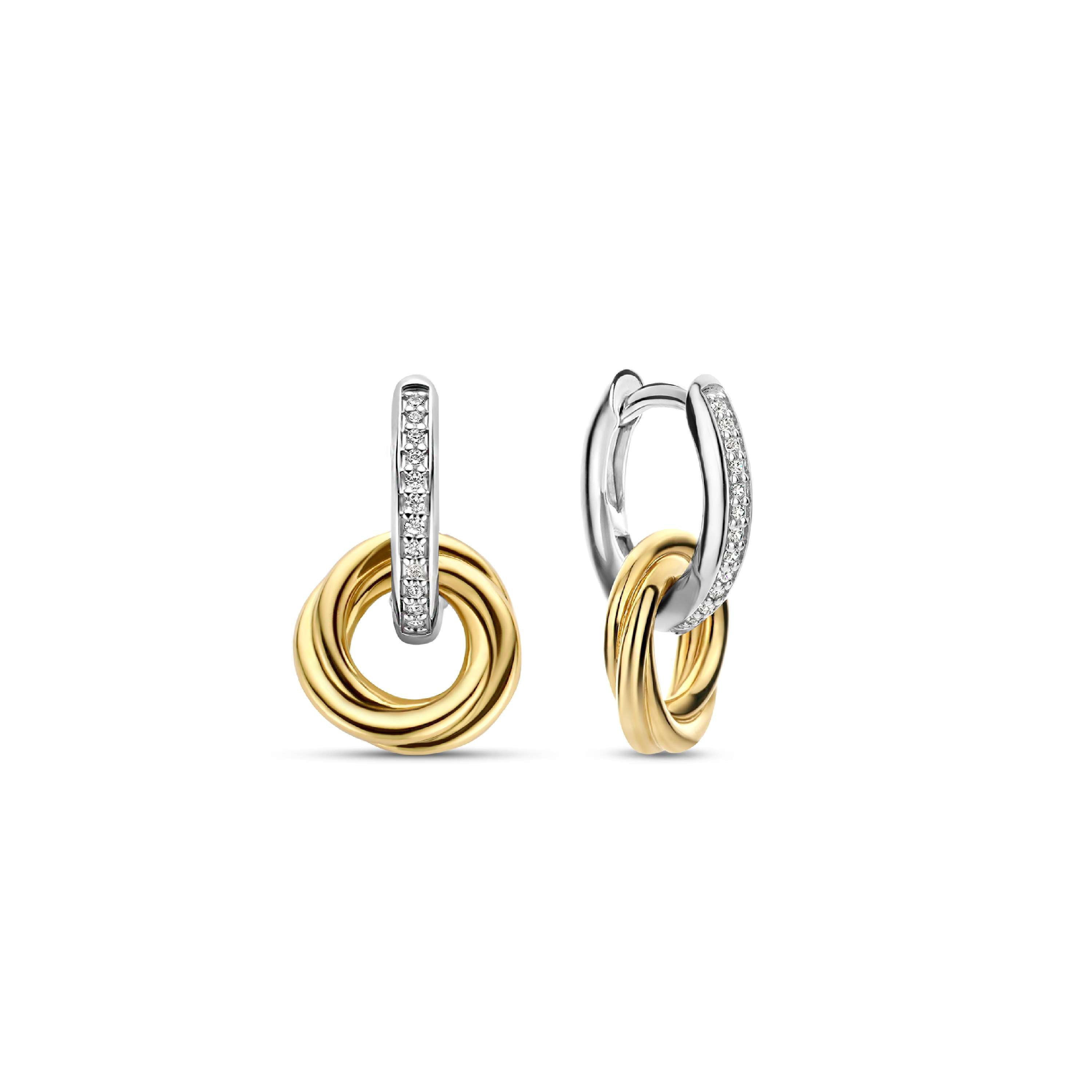 Aretes colgantes de plata bañada en oro amarillo con zirconia blanca