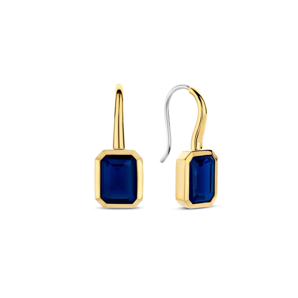 Aretes de plata bañada en oro amarillo con piedra azul