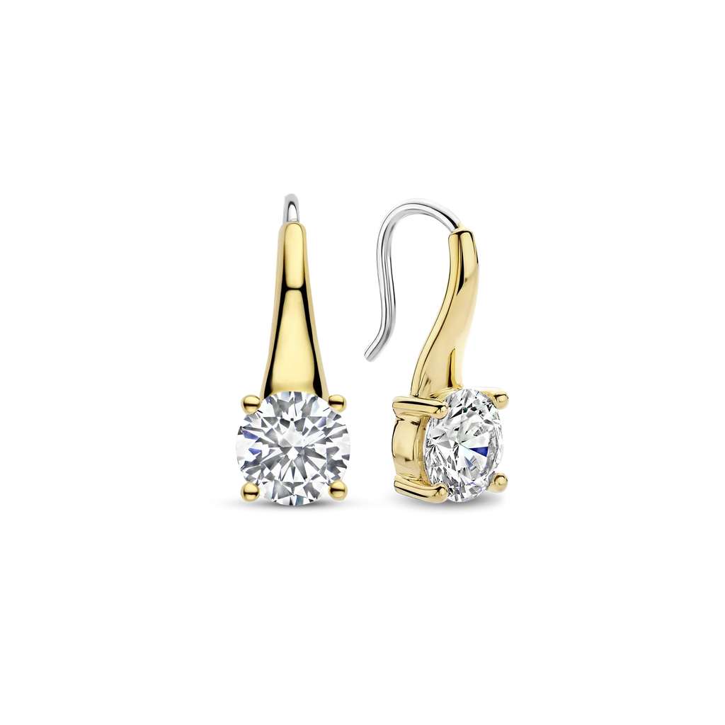 Aretes de plata bañada en oro amarillo con zirconia blanca