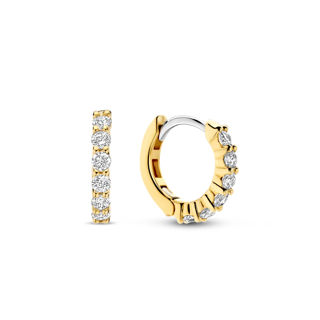 Aretes de aro de plata bañada en oro amarillo con zirconia blanca