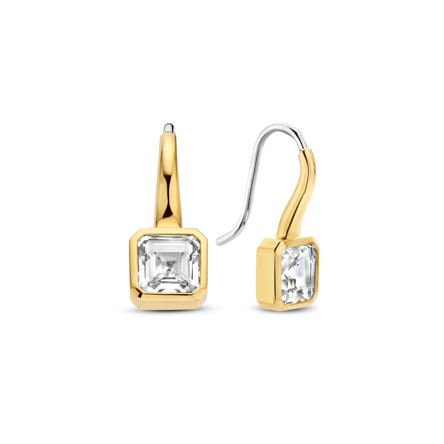 Aretes de plata bañada en oro amarillo con zirconia blanca