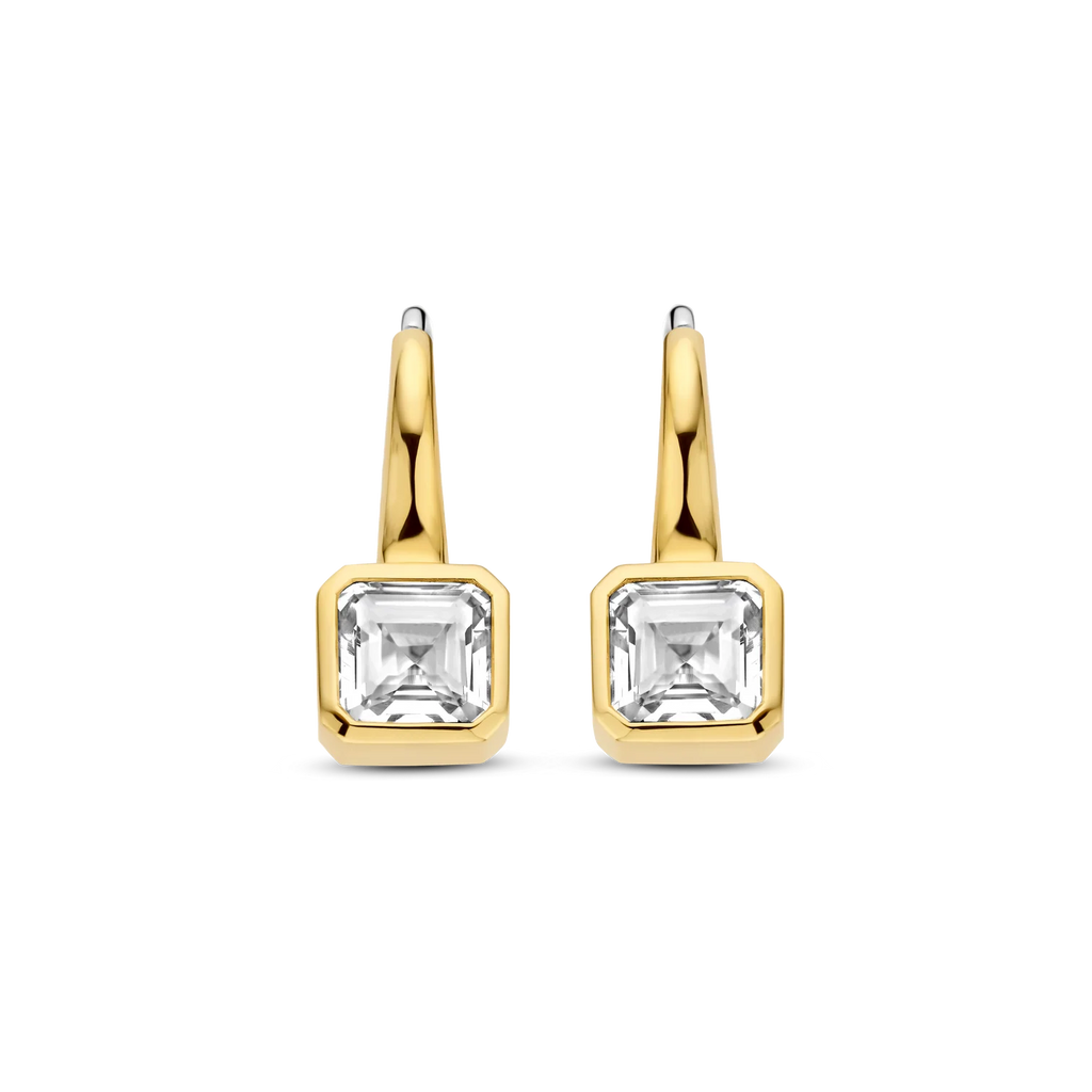 Aretes de plata bañada en oro amarillo con zirconia blanca