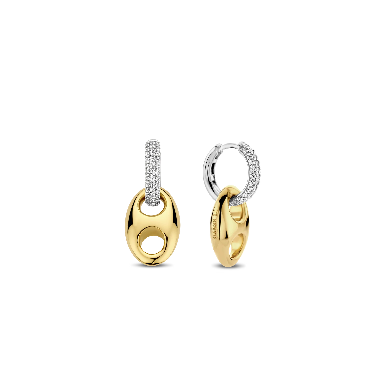 Aretes de plata bañada en oro amarillo con zirconia blanca