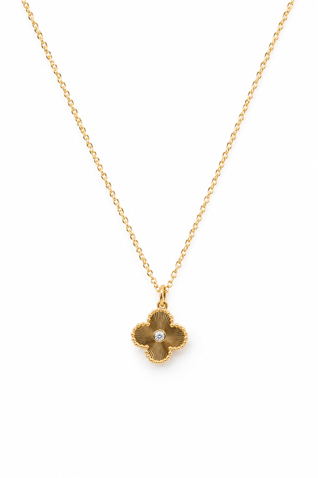Dije Trebol de 14K oro amarillo