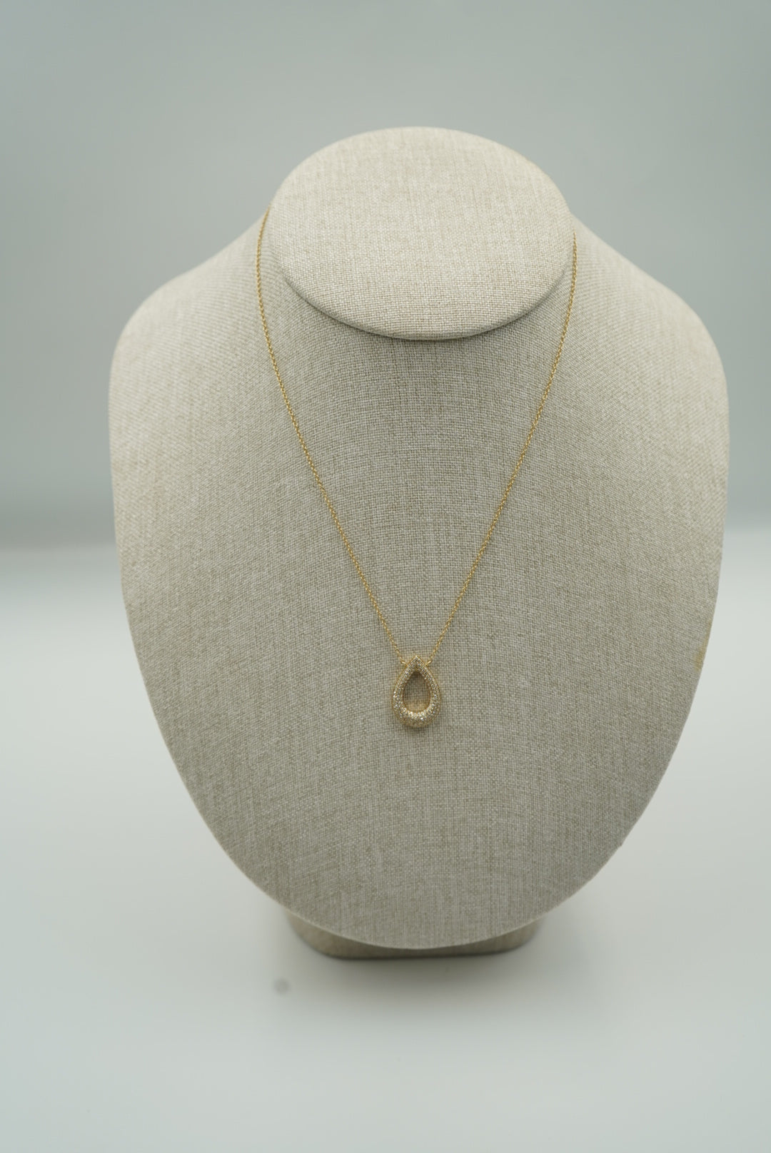 Gargantilla de 14K oro amarillo gota
