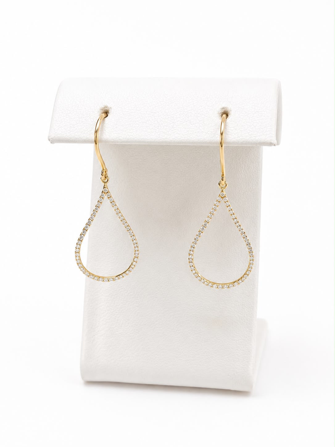 Aretes de 18K oro amarillo gota